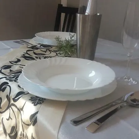 Apartmaji V Izoli Babic, Simonov Zaliv Izola Exterior foto