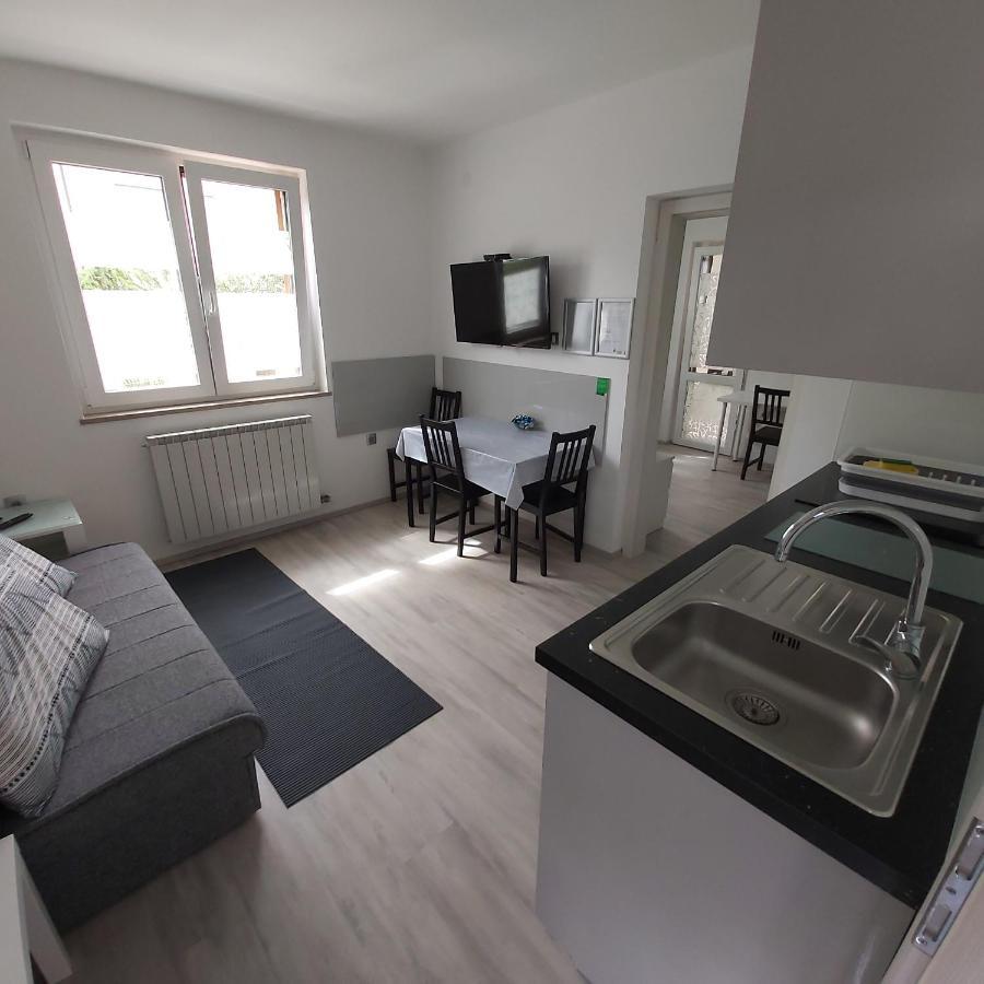 Apartment Apartmaji V Izoli Babic, Simonov Zaliv
