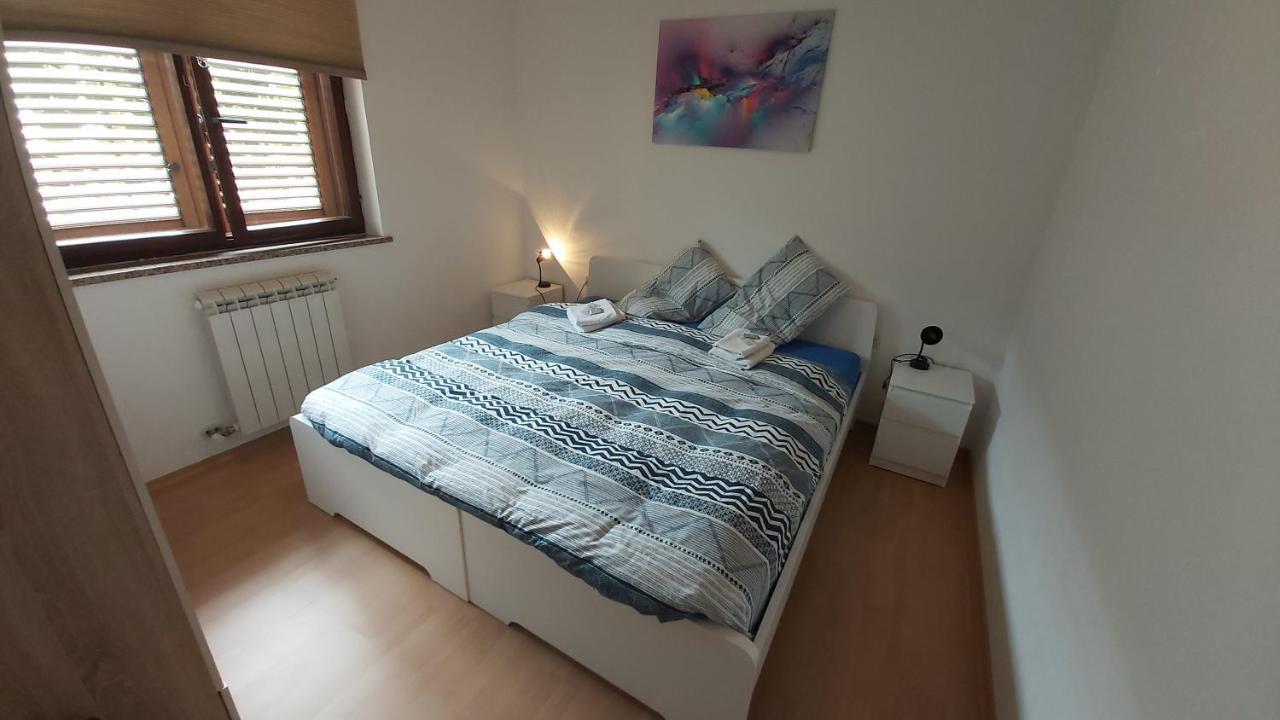 Apartmaji V Izoli Babic, Simonov Zaliv *