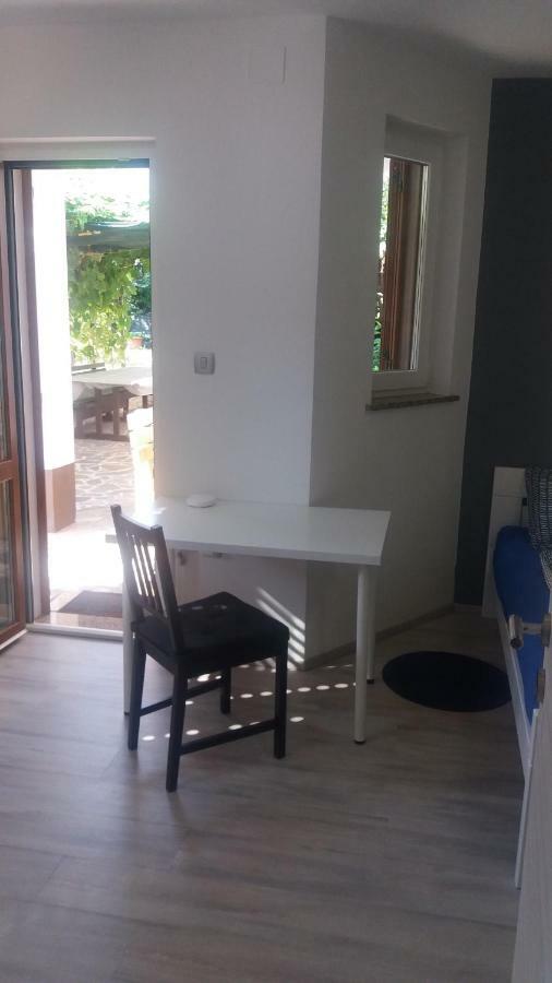 Apartmaji V Izoli Babic, Simonov Zaliv